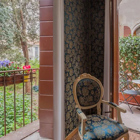 Il Mercante Di 3* البندقية