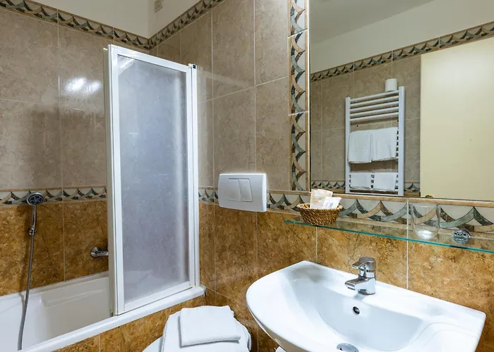 מלון Il Mercante Di 3*