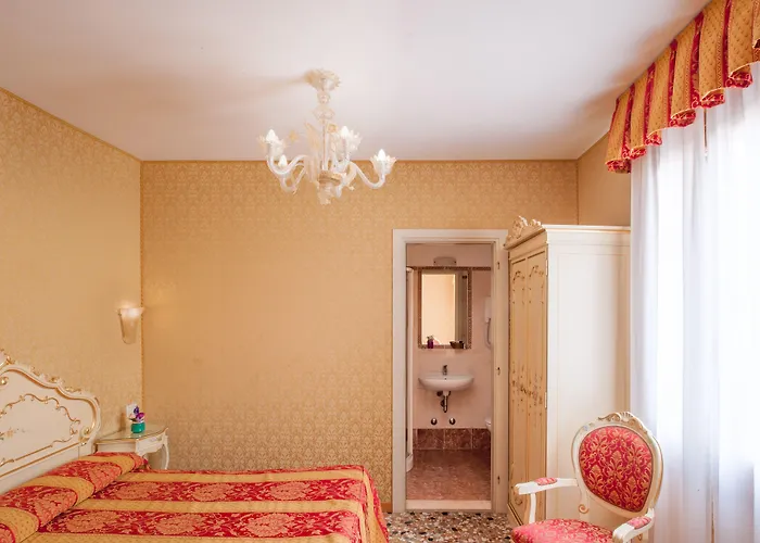 Il Mercante Di מלון