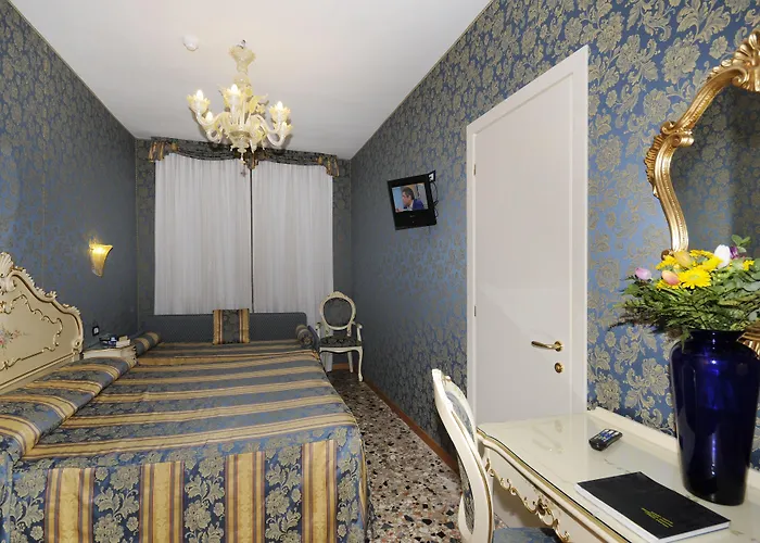 Il Mercante Di מלון