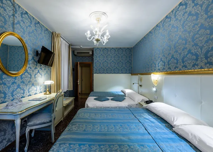 מלון Il Mercante Di 3*