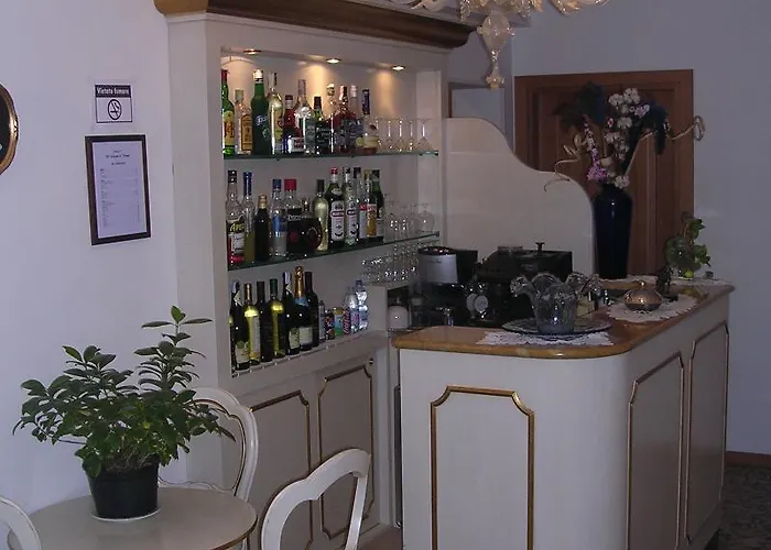 Il Mercante Di מלון