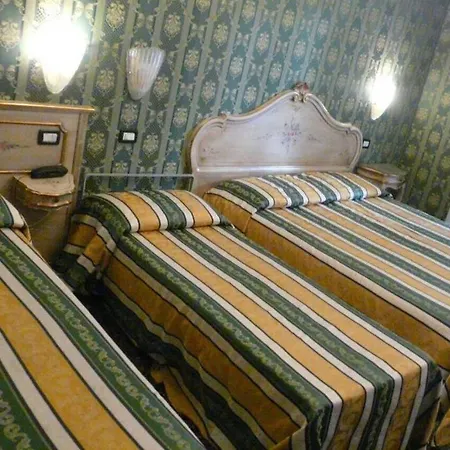 Il Mercante Di 3*